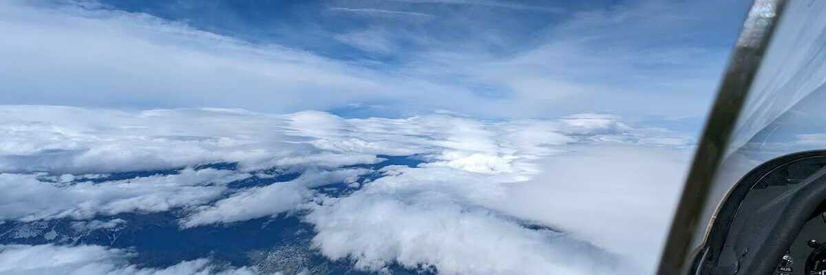 Verortung via Georeferenzierung der Kamera: Aufgenommen in der Nähe von Wattenberg, Österreich in 6000 Meter